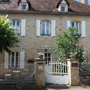 Les Trois Prunelles Bed & Breakfast