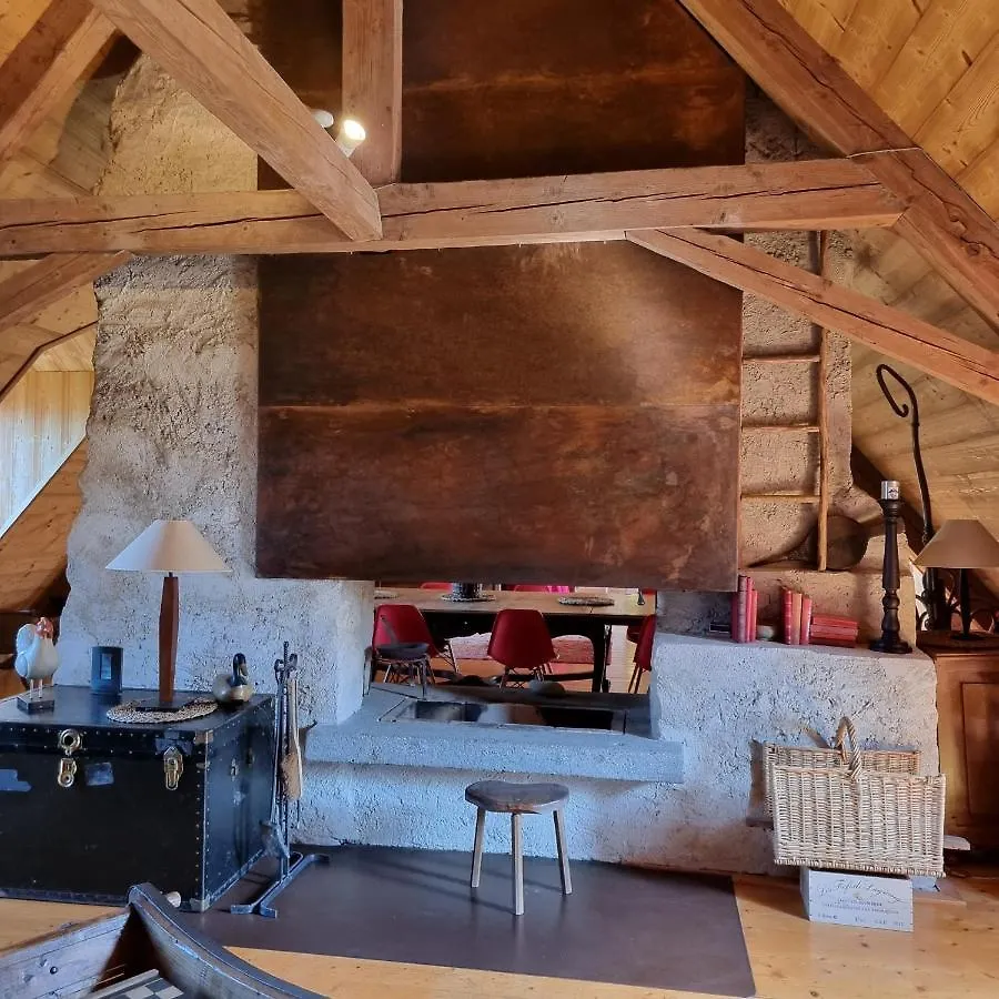La Vallombreuse Bed & Breakfast Menthon-Saint-Bernard France